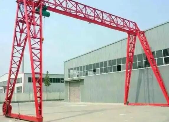 中小型門式起重機(jī)維護(hù)保養(yǎng)的常見(jiàn)問(wèn)題有哪些？